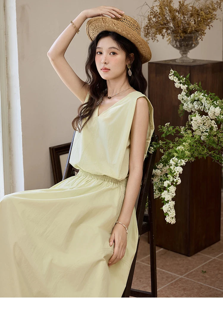 MISHOW Office Lady Solid Blouses Skirts Sets Women Summer 2025 V-neck Sleeveless Vest Elastic Waist Loose Skirts Sets MXE34T0604