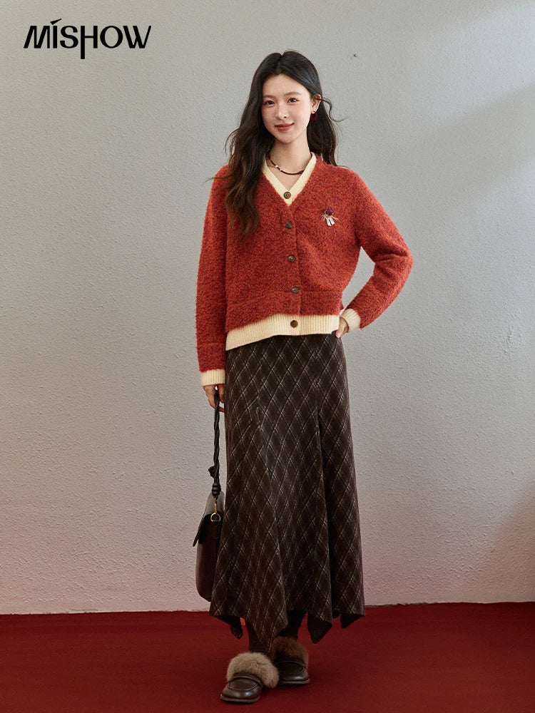 MISHOW Christmas Women’s Knitwear Cardigan Winter 2025 Faux Fur Tops V-neck Warm Sweater Fake Two Contrasting Sweater MXE91Z2777