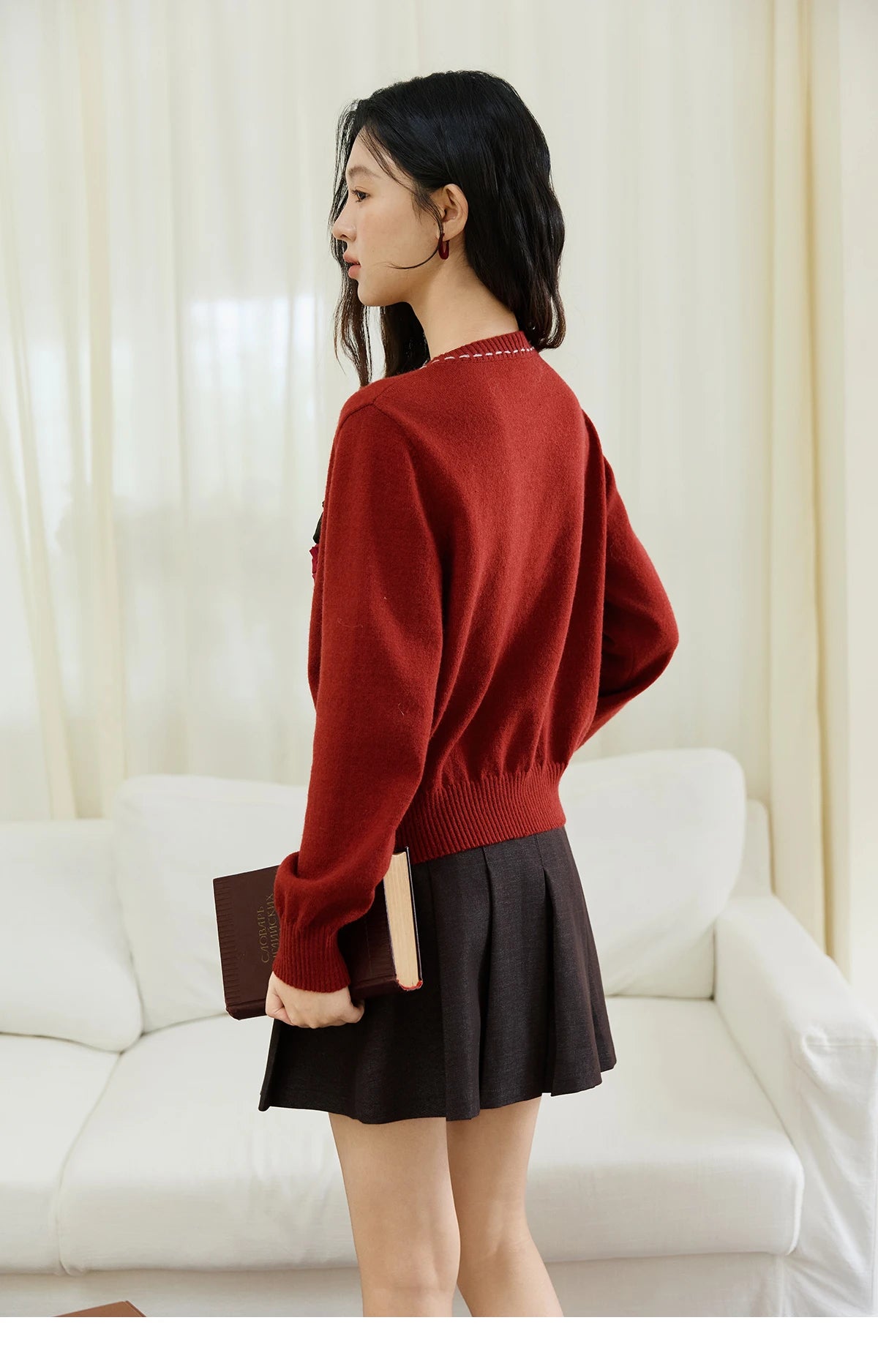 MISHOW Christmas Soft Knitted Cardigan Autumn Bow Placket Retro with Brooch Lantern Sleeve Sweaters O Neck Solid Top MXE45Z1377