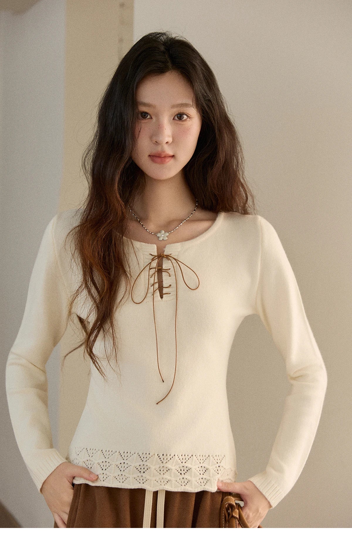 MISHOW Woman Beige Knit Top 2025 Winter Contrast Color French Style Hem Hollow Crochet Sweater Slim Long Sleeves Top MXE89Z2634