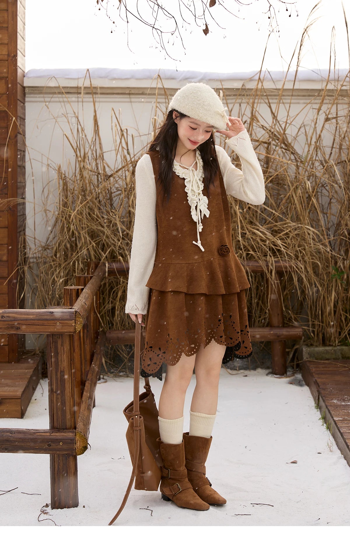 MISHOW Women Long Sleeve Tees 2025 Autumn New V-neck Wood Ear Hollow Out Knitted Sweater Women's Beige Wool Top MXE51Z2595