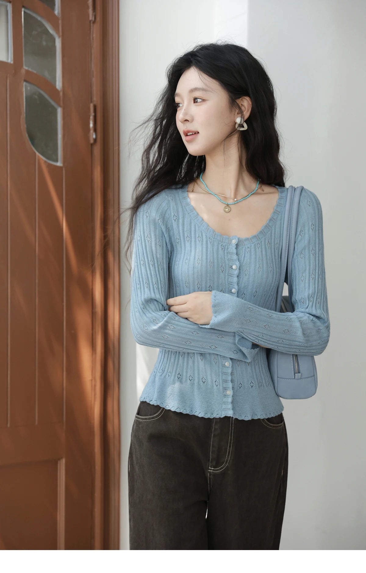 MISHOW Pit Stripe Thin Knitted Sweater for Women Autumn 2025 French Retro Round Neck Cardigan Temperament Casual Top MXE42Z1374