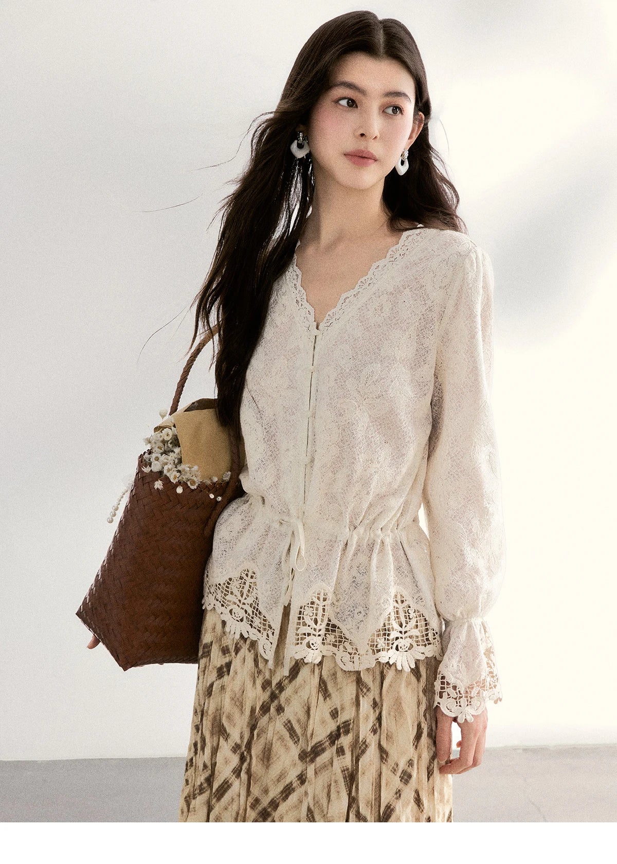 MISHOW Women's Lace V Neck Long Sleeve Shirts 2026 Spring Drawstring Waist Ruffled Hem Casual Loose Apricot Blouse MXF108X0998