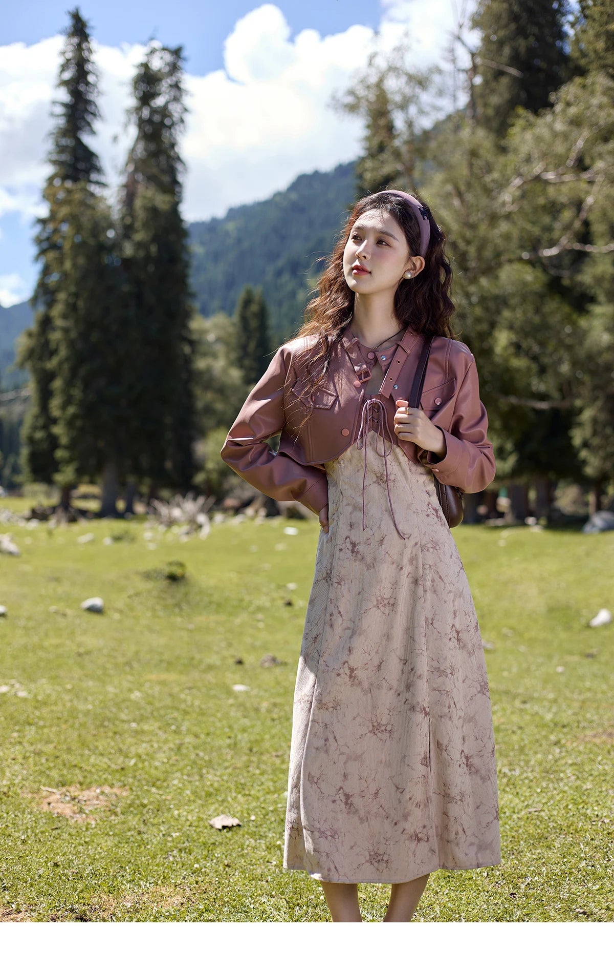 MISHOW Leather Patchwork Floral Strap Dress for Autumn 2024 Lace-up Hem Side Slit Dress Sleeveless Camisole Dresses MXD43L2031