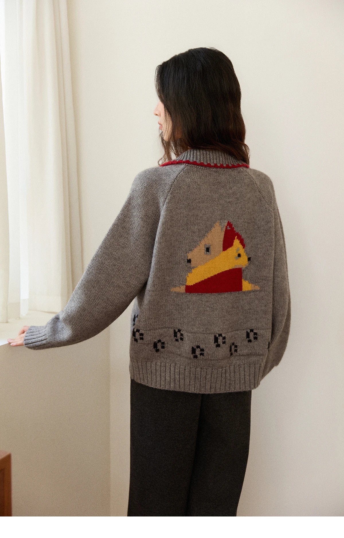 MISHOW Dog Cartoon Jacquard Knitted Cardigan for Women 2025 Loose Retro Turn-down Collar Casual Women's Sweaters MXE86Z2727