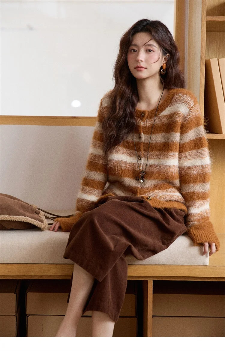 MISHOW Women's Cardigan Wool 2025 Winter Retro Striped Round Neck Long Sleeved Knitted Top Warm Comfortable Cardigan MXE87Z2723