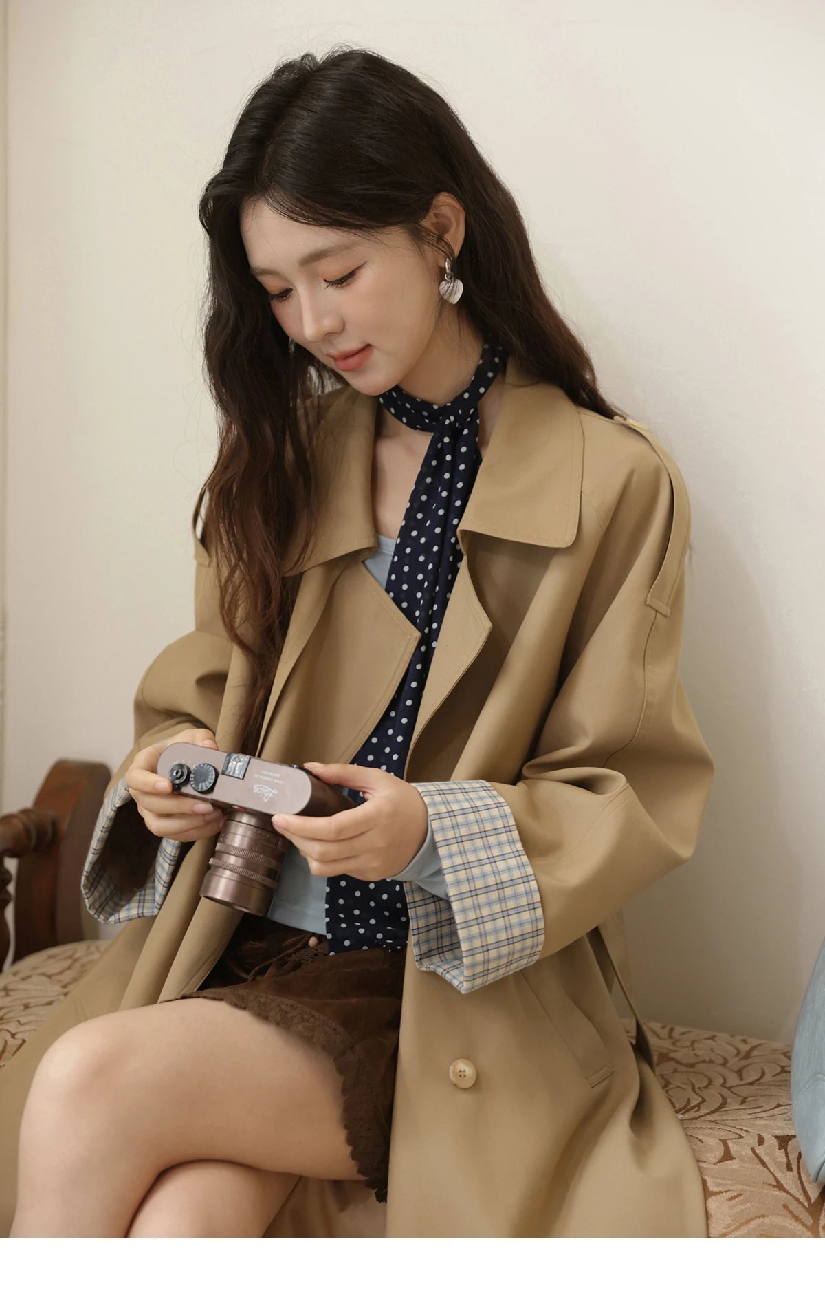 MISHOW Khaki Retro Plaid Flip Sleeve Trench Coat Autumn 2025 Double Breasted Belt Medium Length Trench Office Lady MXE44W0814