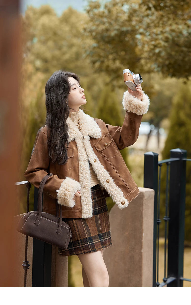 MISHOW Leather Fur Jacket Women Lamb Wool 2024 Winter Women Coat Fashion Soft Cotton Clip Thickened Spliced Jacket MXD56W0538