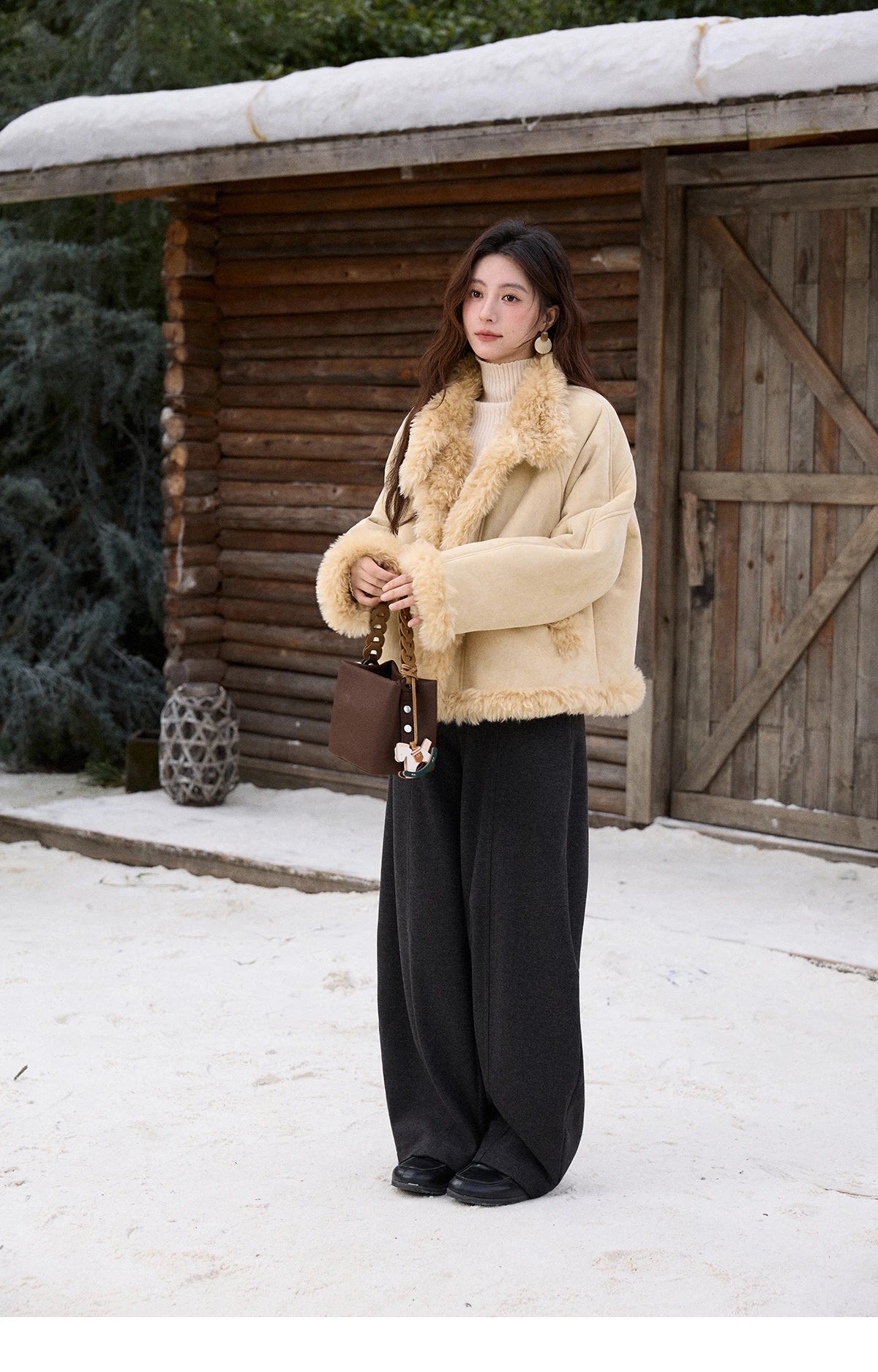 MISHOW Woman Yellow Jacket 2025 Warm Stand-up Collar Suede Coat Winter Shearling and Fur Trim Loose Thickened Coat MXE92W1017