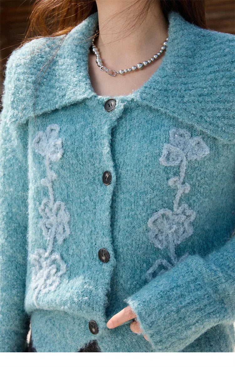 MISHOW Retro Three-dimensional Floral Jacquard Sweater for Women 2025 Autumn Winter Lapel Thickened Knitted Cardigan MXE87Z2684