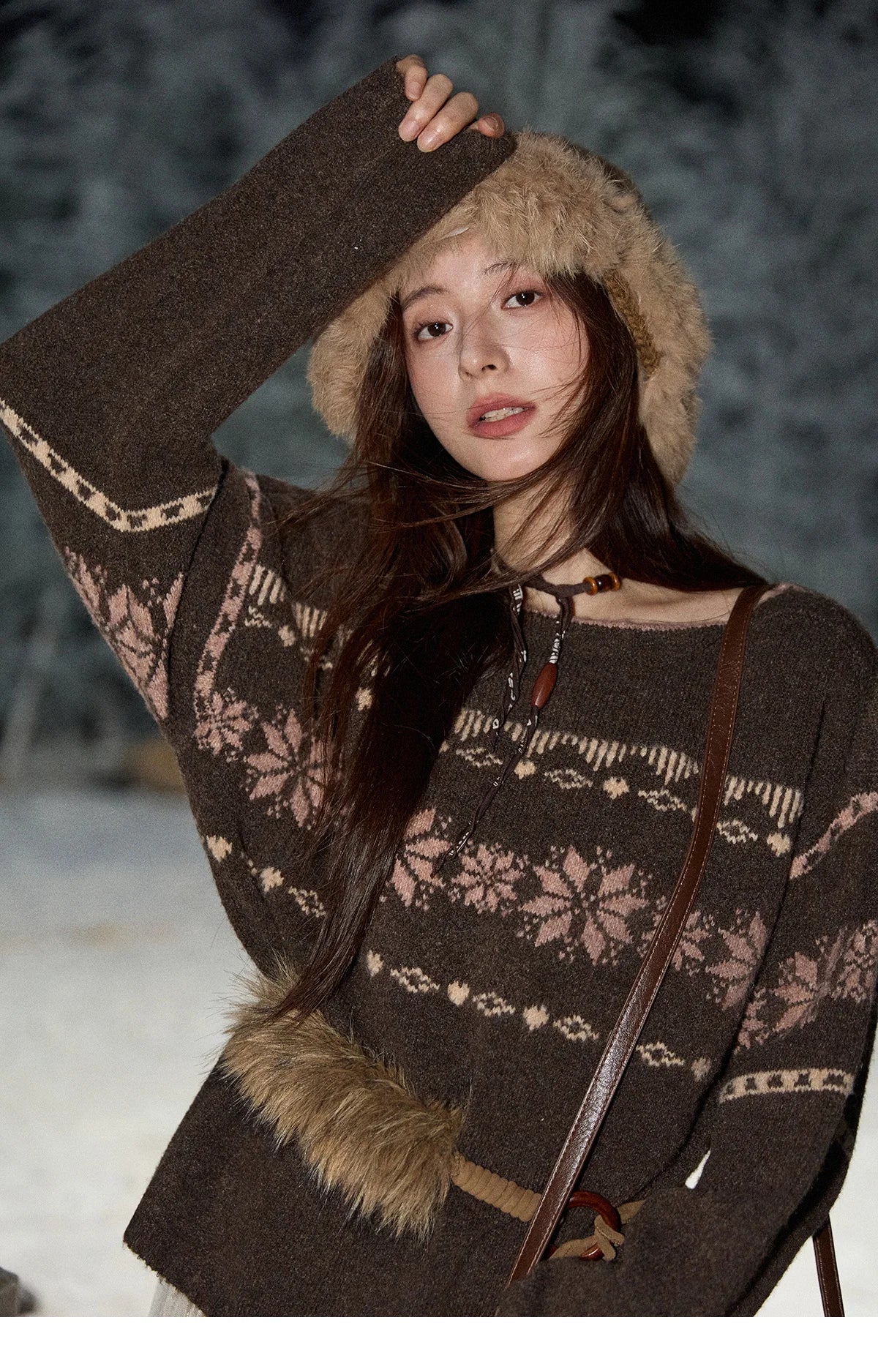 MISHOW Women's Pullovers 2025 Winter Retro Brown Loose Crew Neck Snowflake Jacquard Sweaters Commute Warm Knit Top MXE86Z2655