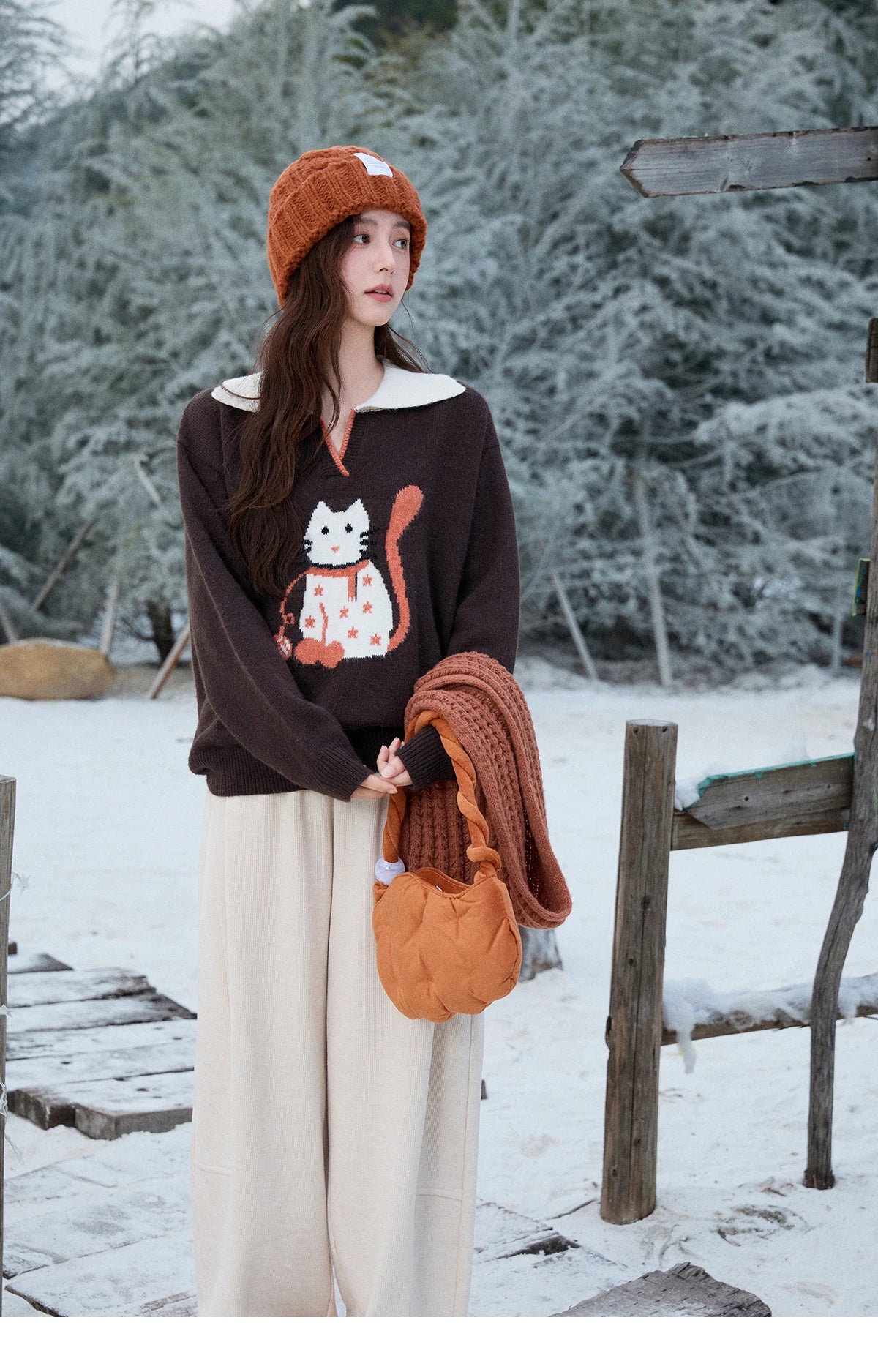 MISHOW Women's Retro Arctic Fleece Cat Sweater 2025 Autumn Winter Color Block Lapel 3D Jacquard Thick Knitted Top MXE90Z2835