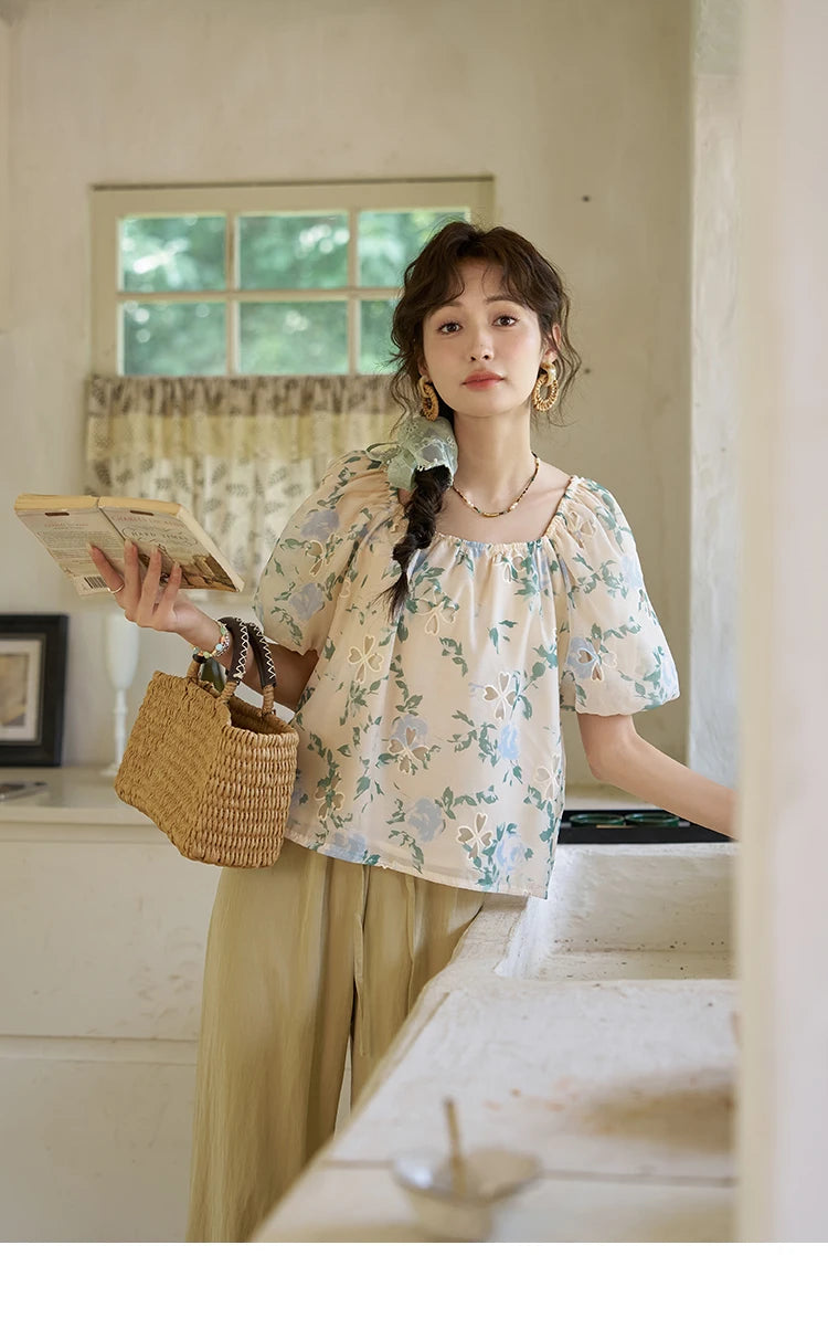 MISHOW Floral Hollow Blouse for Women 2024 Summer Korean Square Collar Elastic Blouses Sweet Puff Sleeve Loose Tops MXD29X1602