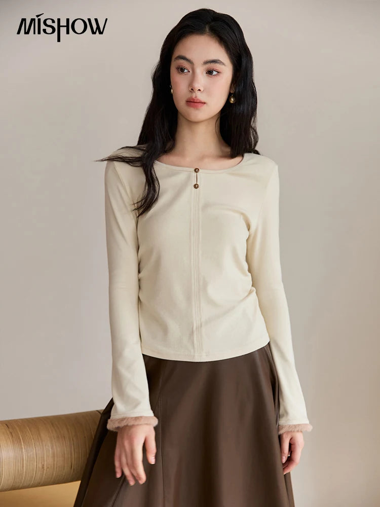 MISHOW Woman Sweaters 2025 Autumn Winter Apricot Brushed Knitted Bottoming Pullovers Pleated Design Casual Loose Top MXE48Z2517