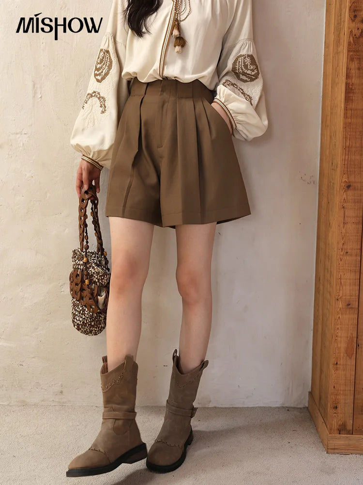 MISHOW Brown High Waist Shorts 2025 Three-dimensional I-shaped Pleated Hook Buckle Shorts Women Versatile Short Pants MXE41K1022