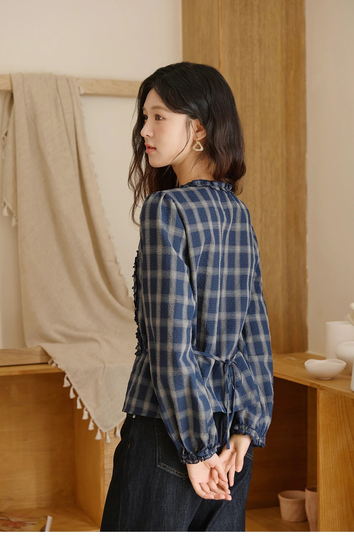 MISHOW Women's Vintage Blue Plaid Shirt 2025 Autumn New Elegant Luxury Loose Waist Shirts Round Neck Long Sleeved Top MXE45X2480