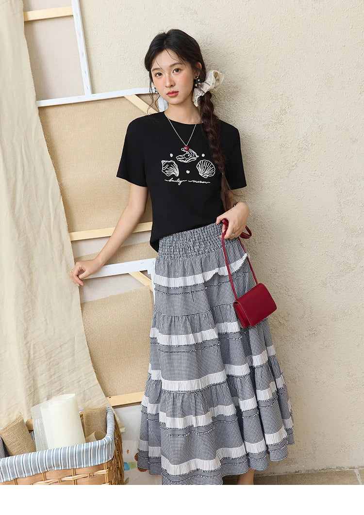 MISHOW Women's Shell Embroidered T-shirt 2025 Summer Short Sleeve Cotton Blend Tops Loose Slim Round Neck Casual Tees MXE34T0570