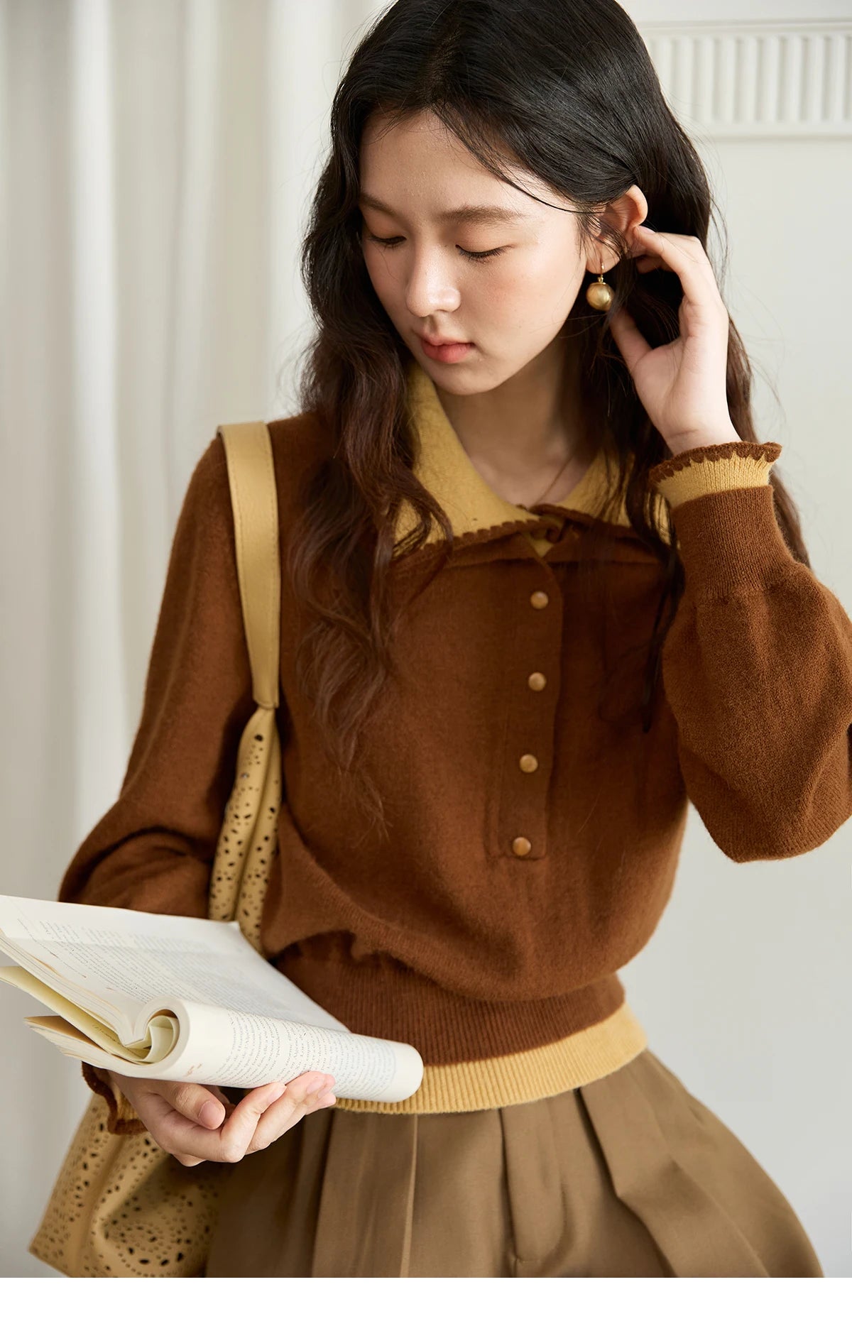 MISHOW Elegant Women's Sweaters 2025 Autumn Designer Knitted Double-layer Turn-down Collar Loose Long Sleeves Tops MXE45Z2502