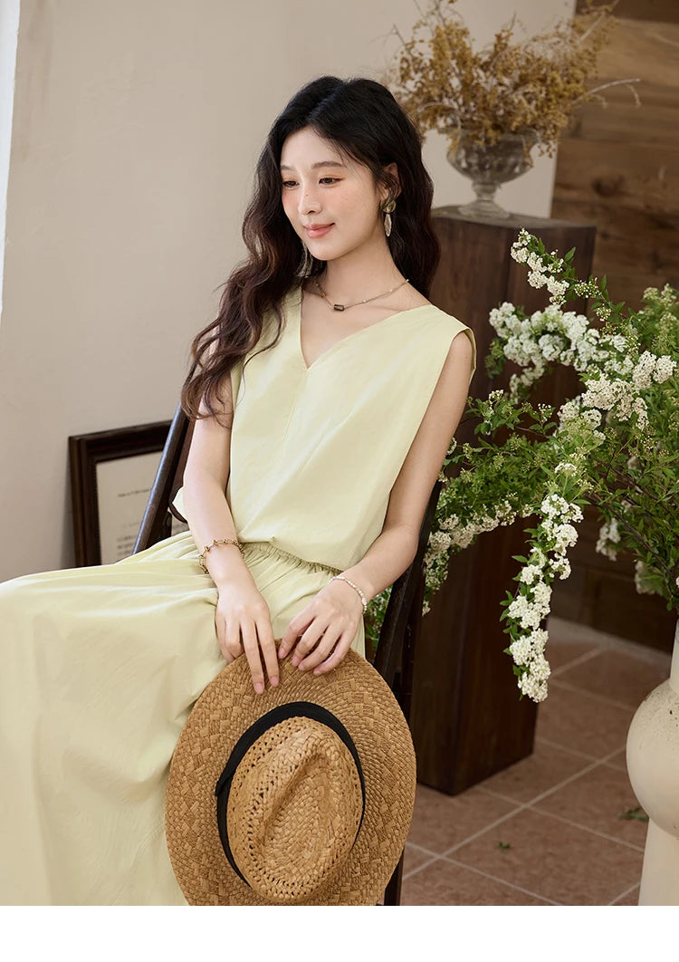 MISHOW Office Lady Solid Blouses Skirts Sets Women Summer 2025 V-neck Sleeveless Vest Elastic Waist Loose Skirts Sets MXE34T0604