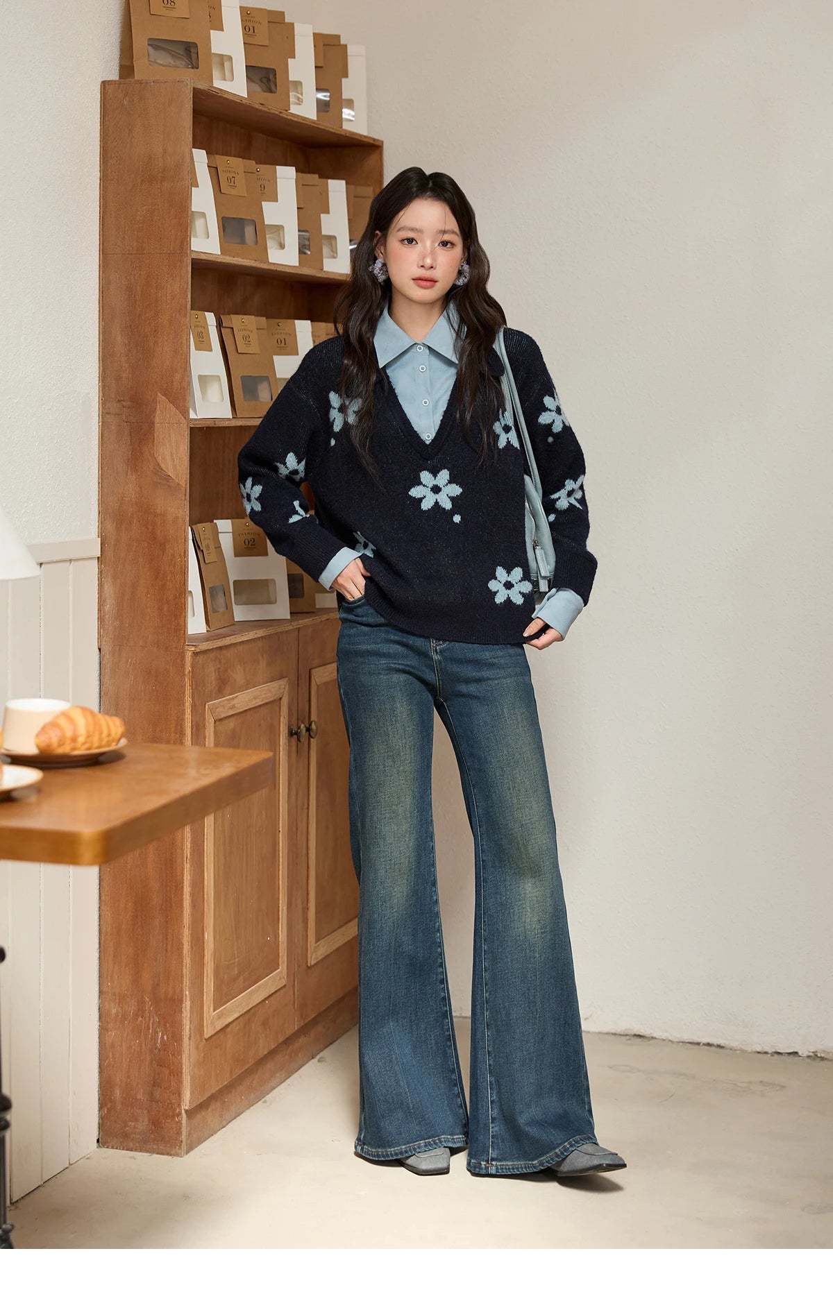 MISHOW Women's Jeans 2025 Autumn Winter Denim Blue Flared High Waist Slim Jeans New Retro Commute Wide Leg Trousers MXE51K1092