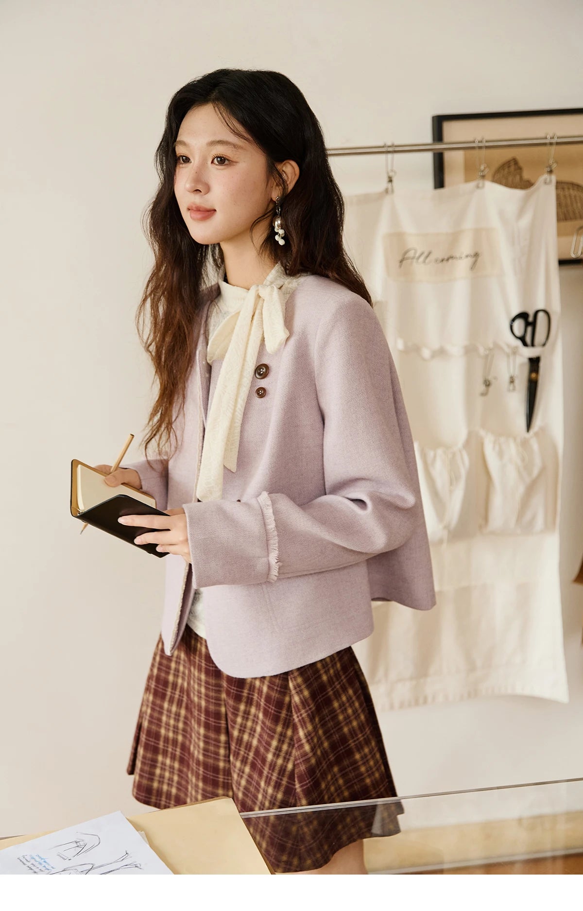 MISHOW Purple Woolen Coat for Women Autumn 2025 Slanted Placket Splicing Lace Coats Shoulder Pads Retro Short Jackets MXE47W0840