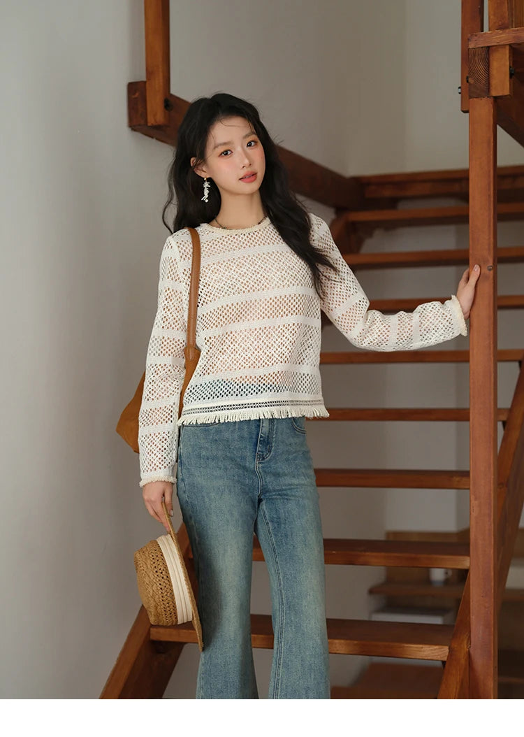MISHOW Bohemian Lace Hollow Top for Women 2025 Autumn Hem Tassel Lace Breathable Top Beige White Casual Knitted Tops MXE41X2466