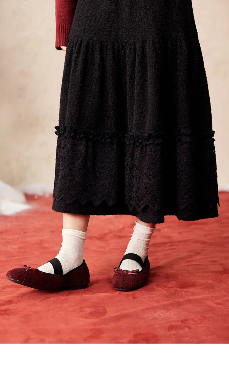 MISHOW Splicing Knitted Skirt For Women 2025 Spring New Korean Lace Loose Elegant Slim Temperament Pleated Long Skirt MXD59B0632