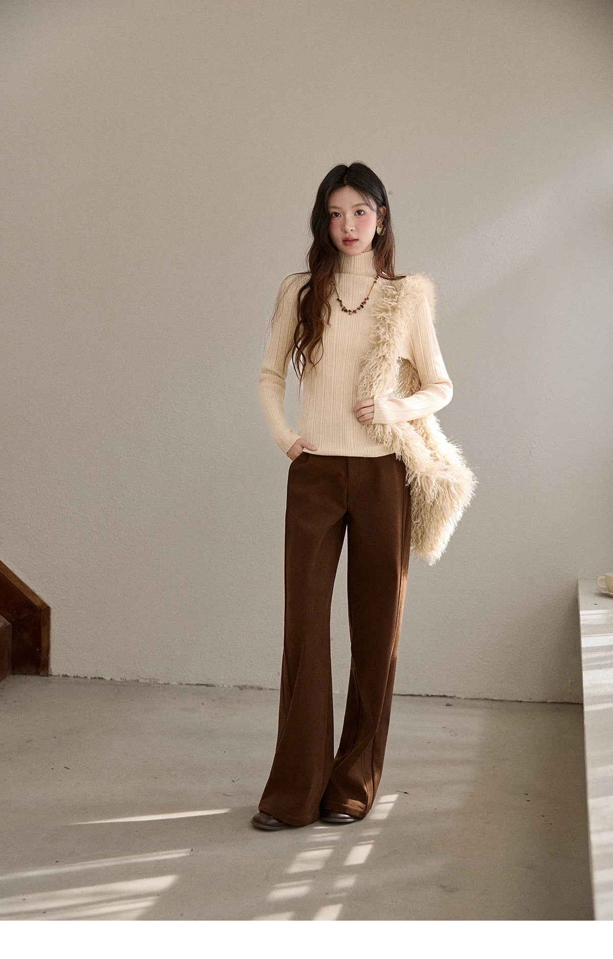 MISHOW Corduroy Straight Leg Pants for Women 2025 Winter Silver Fox Velvet Commuter Trousers Solid Casual Warm Pants MXE91K1125