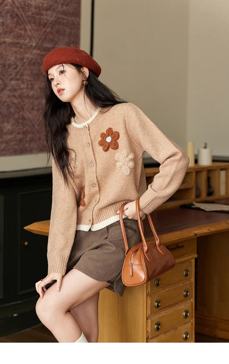 MISHOW Knitted Sweater Flower Pattern Cardigan O-Neck Color Clash Design Warm Coat Metal Buttons Sweet Soft Tops MXD56Z0919