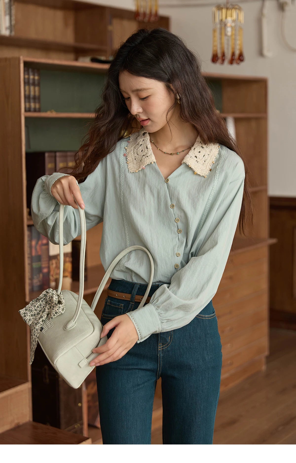 MISHOW Women's Linen Shirt 2025 Autumn Contrast Apricot Lapel Shirts Long Sleeve Curved Placket Tops Office Lady MXE43C2387