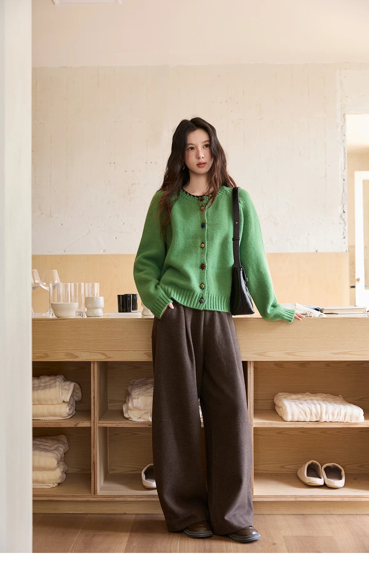 MISHOW Color Button Thickened Sweater for Women 2025 Winter Minimalist Loose Crew Neck Long Sleeves Cardigan Ladies MXE88Z2688