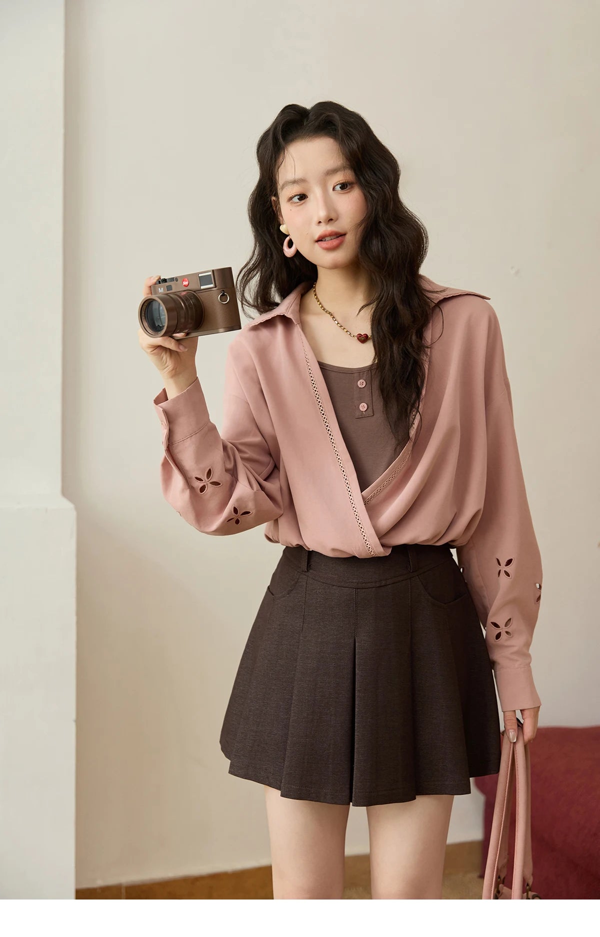 MISHOW Elegant Woman Blouse 2025 Autumn Loose Fitting Fake Two-piece Contrasting Color V-neck Tops Ladies Clothing MXE45C2403