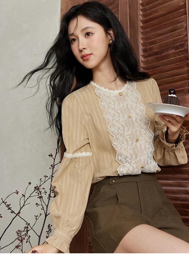 MISHOW Vintage Mesh Embroidery Blouse Women Lace Striped Lace Collar Long Sleeve Top French Lantern Sleeve Outwear MXD47X1664