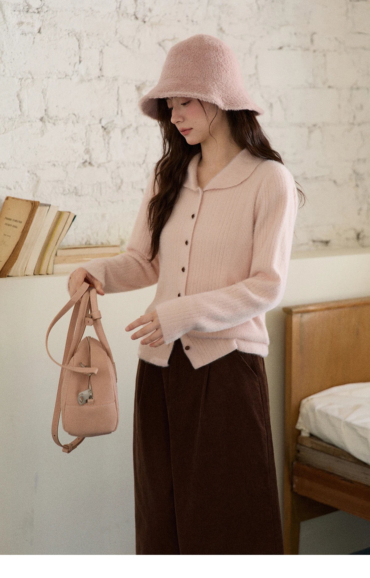 MISHOW Woman Yellow Cardigan 2025 Winter Imitation Mink Fur Knitted Cardigan Turn-down Collar Long Sleeves Soft Top MXE89Z2671