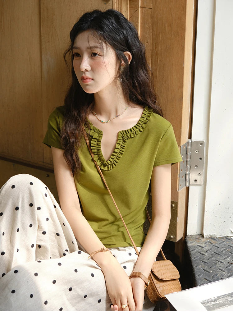 Mishow Lace V-Neck Short Sleeve Tee MXE35T0562
