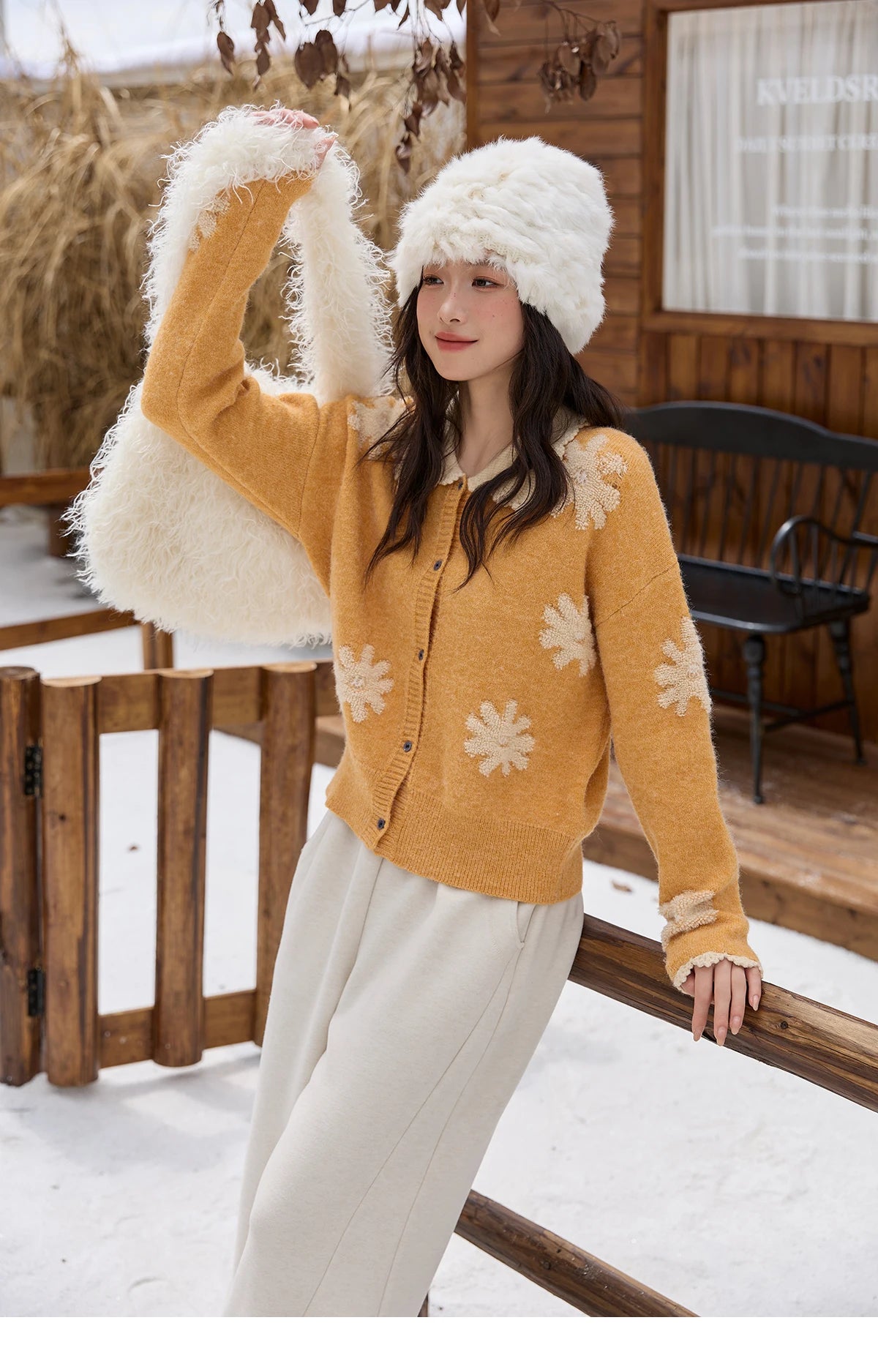 MISHOW Yellow Retro Jacquard Cardigan Women 2025 Autumn Winter Lazy Style Turn-down Collar Loose Sweater Office Lady MXE88Z2691