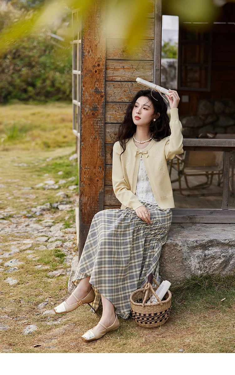 MISHOW Iris Embroidery Round Neck Cardigan for Women Spring 2025 Loose Knitted Thin Bow Design(Not Include Lace Vest) MXE13Z1142