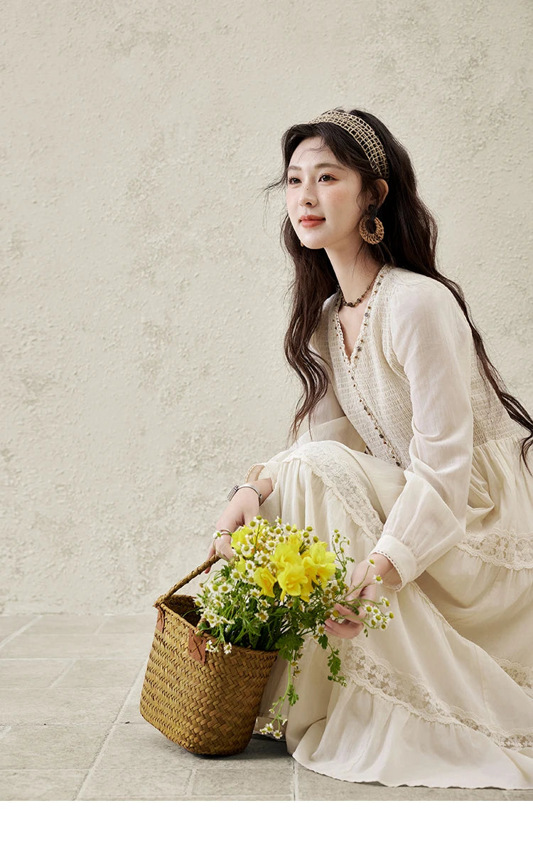 MISHOW Apricot Vacation Dress for Women Spring 100 Cotton Splicing Lace Retro Dress V-neck Waist Slim Long Dresses MXE16L2168