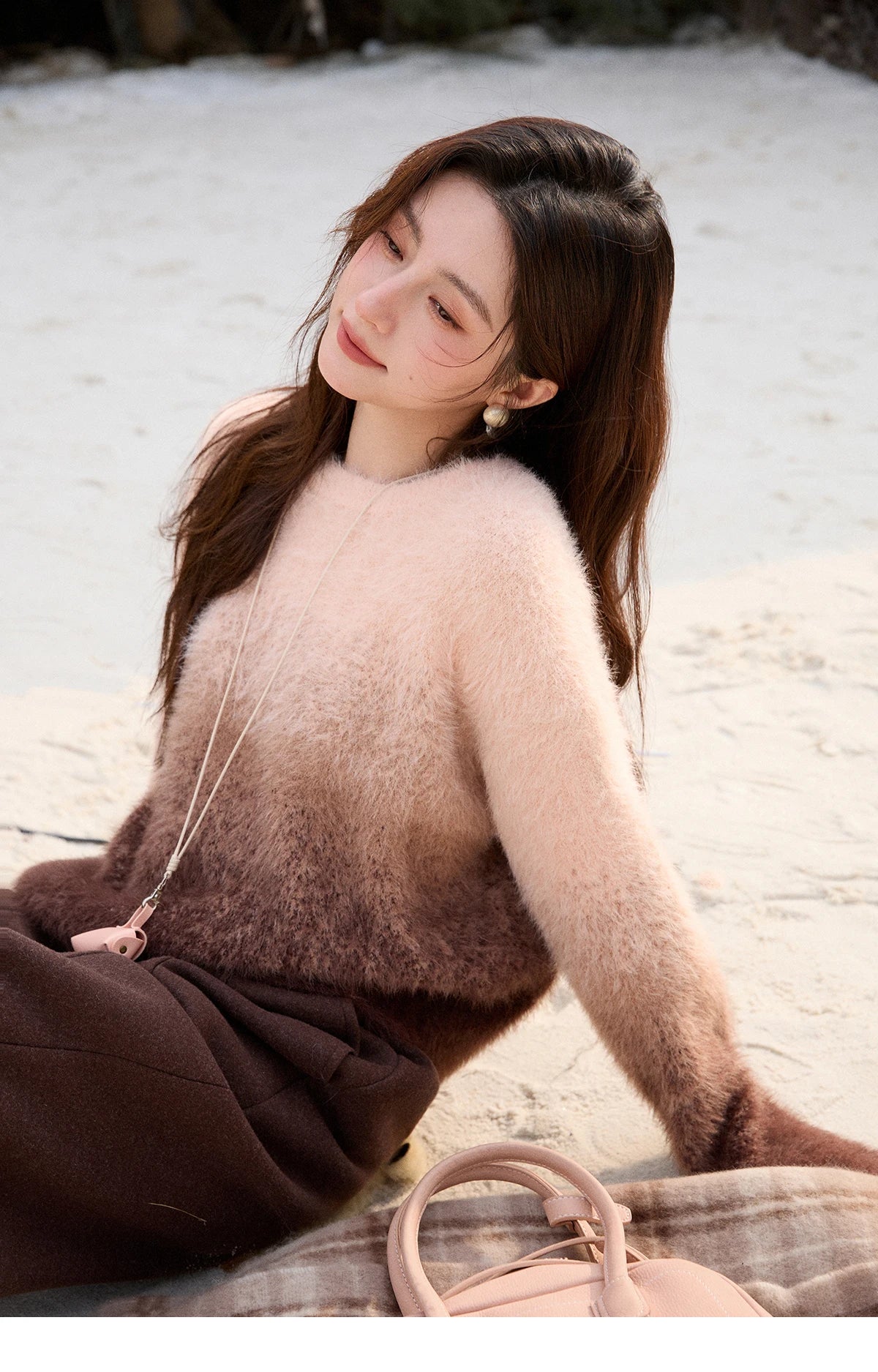 MISHOW Gradient Faux Mink Plush Sweater for Women Autumn Winter 2025 Round Neck Warm Top Thickened Knitted Sweater MXE92Z2850