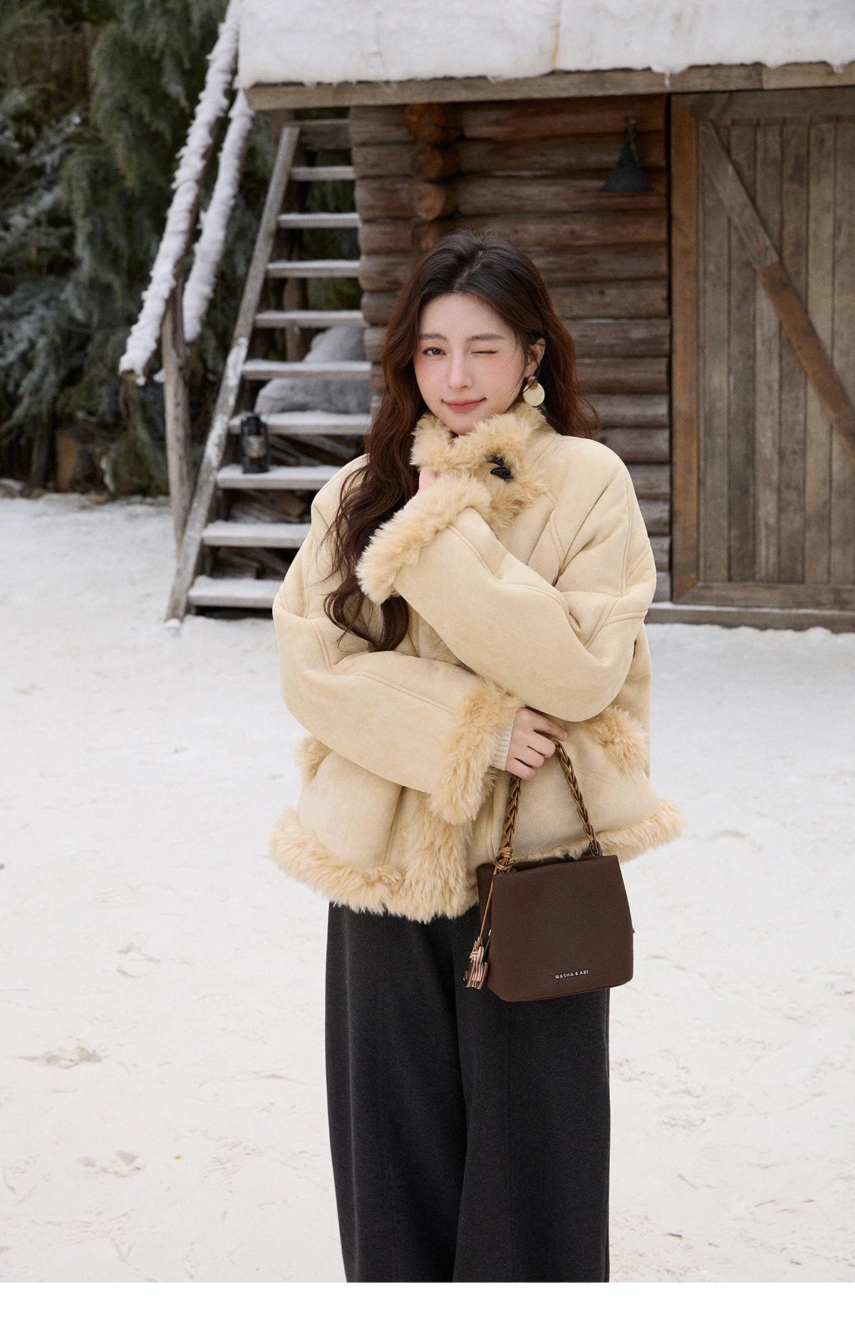 MISHOW Woman Yellow Jacket 2025 Warm Stand-up Collar Suede Coat Winter Shearling and Fur Trim Loose Thickened Coat MXE92W1017