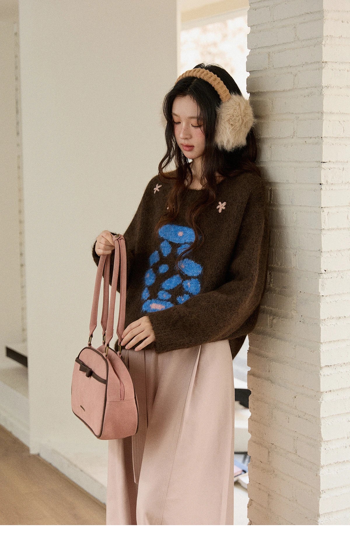 MISHOW Women's Lucky Bottle Jacquard Wool Warm Sweater 2025 Winter 3D Floral Color Block Retro Thickened Knitwear MXE91Z2840