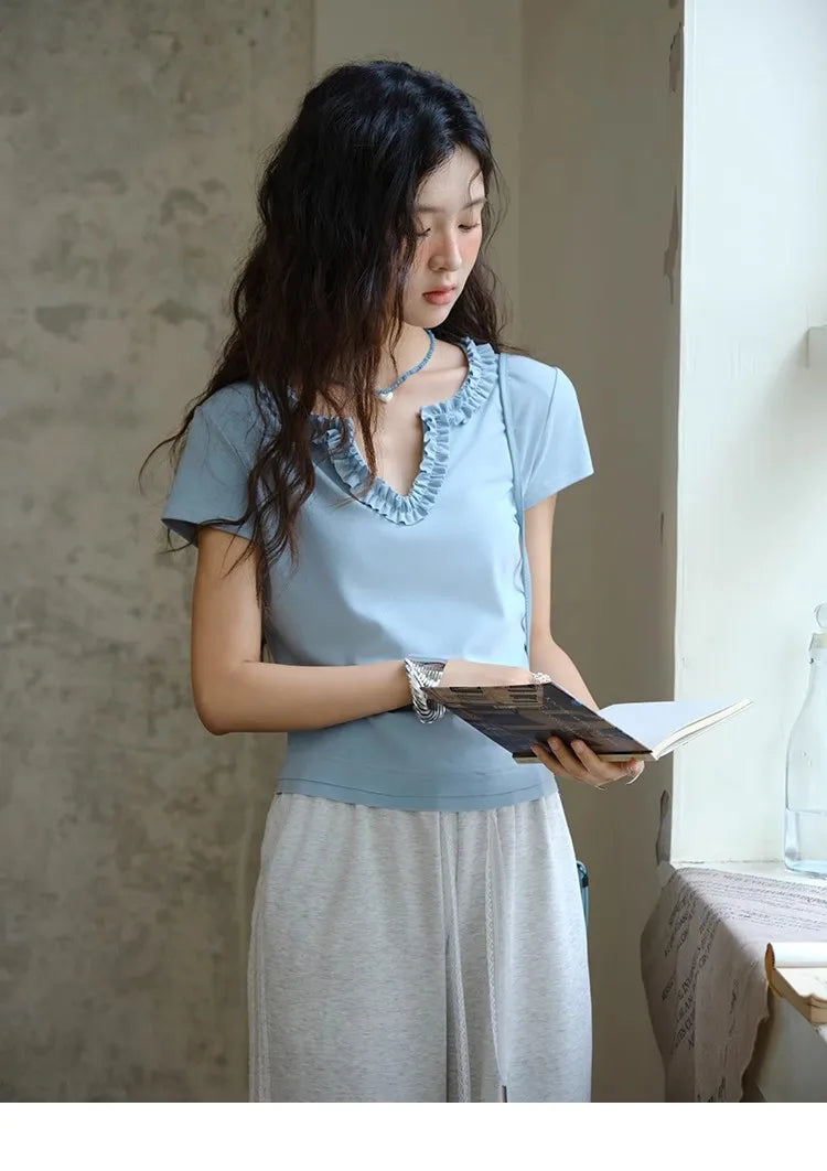 Mishow Lace V-Neck Short Sleeve Tee MXE35T0562