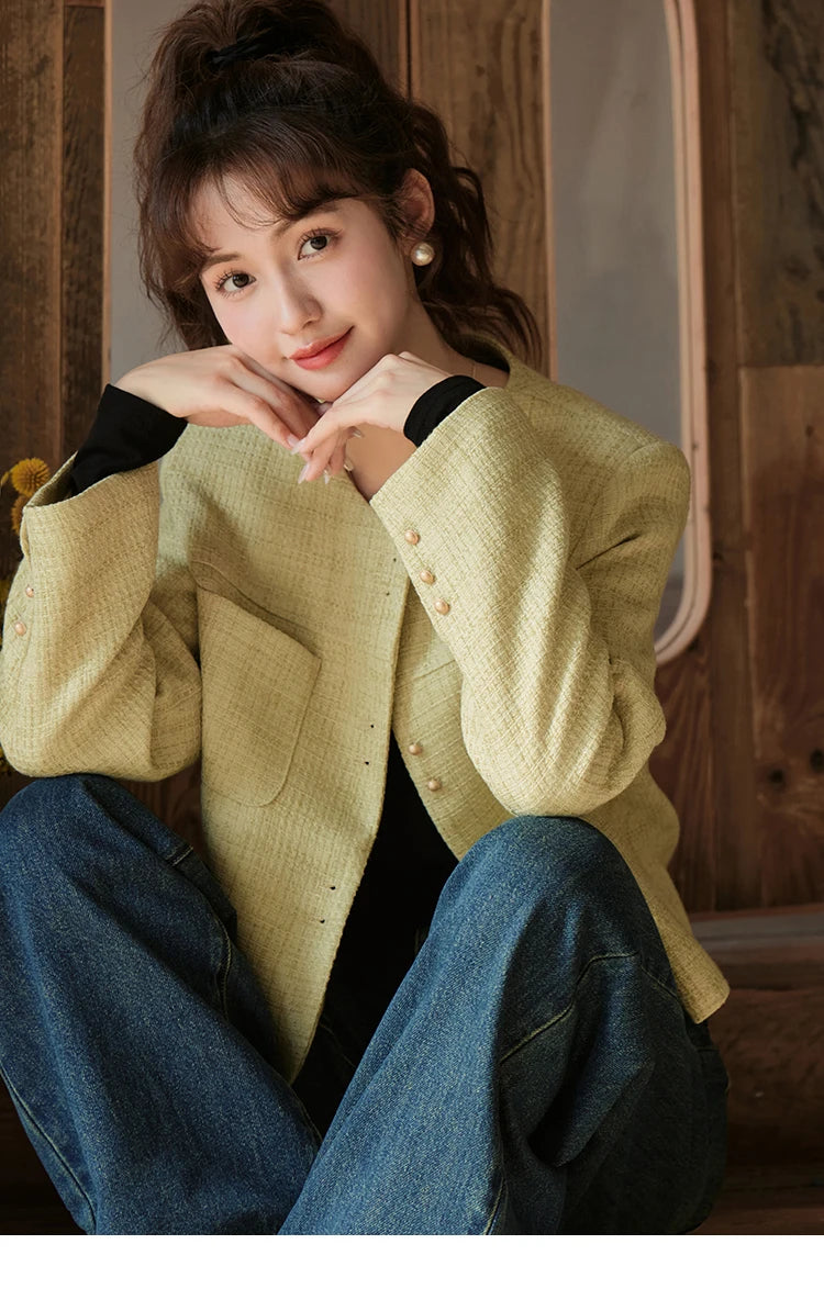 MISHOW Retro Round Neck Coats for Women Spring Autumn Pockets Loose Gold Button Single Breasted Solid Short Jackets MXC44W0072