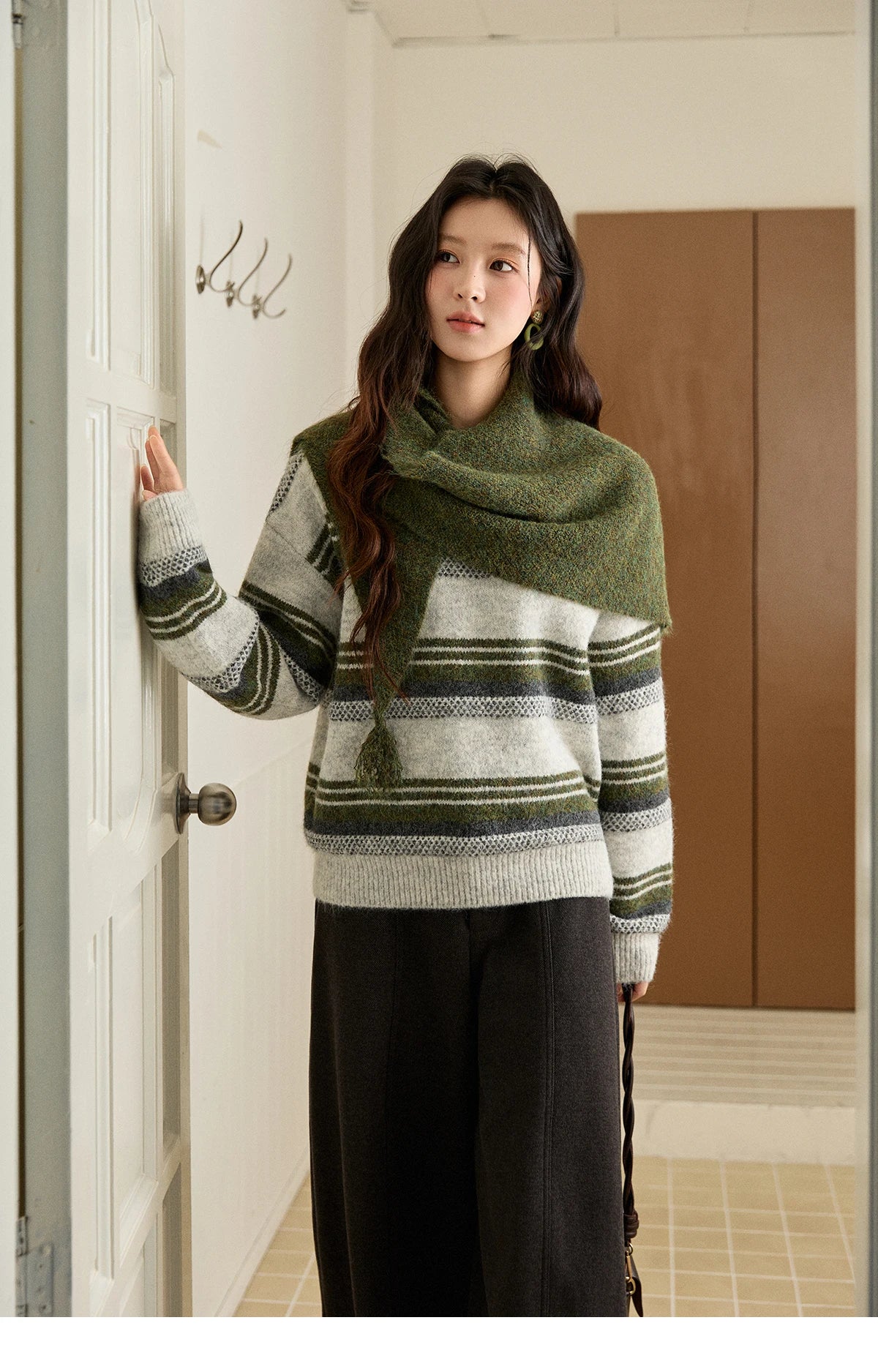 MISHOW Women's Wool Blend Retro Striped Sweater with Scarf Set 2025 Winter Knitted Round Neck Warm Loose Sweaters MXE94Z2987