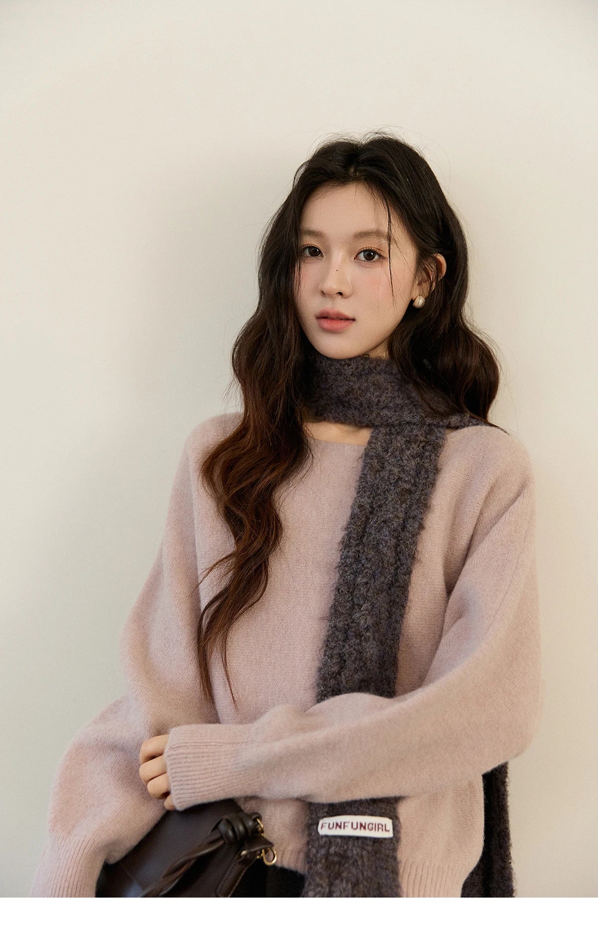 MISHOW Women's Solid Knitted Sweater 2025 Autumn Winter Boat Neck Lantern Sleeve Loose Sweater Soft Warm Pullover Top MXE94Z2984