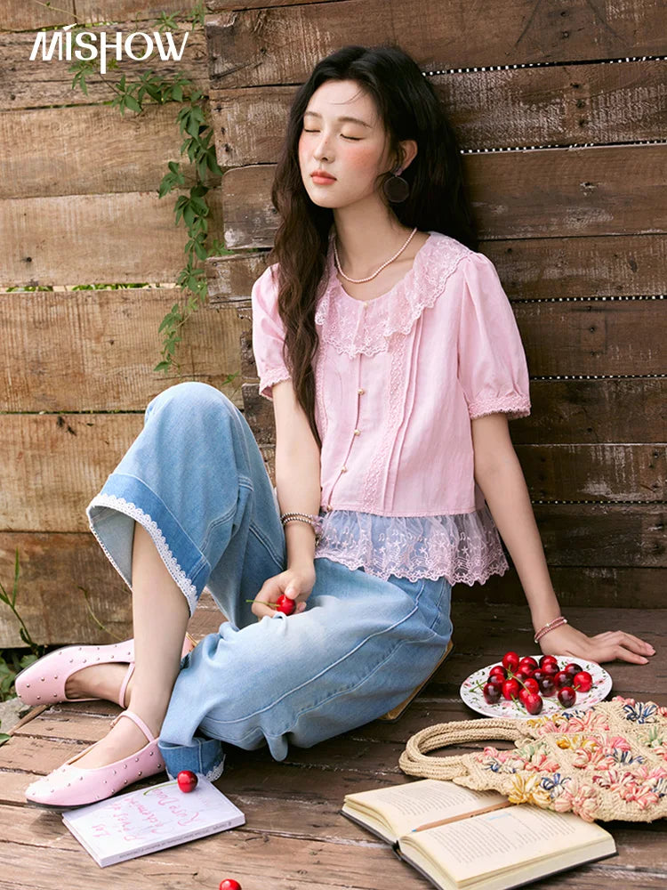 MISHOW Women's Pink Spliced Lace Round Neck Blouses 2025 Summer Lace Hem Sweet Blouse Single Row Metal Buttons Top MXE32X1768