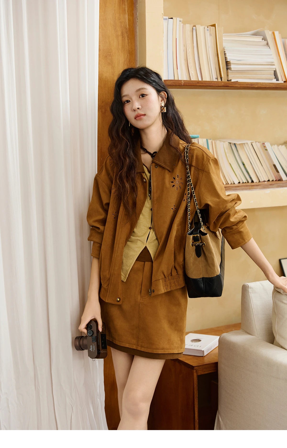MISHOW Skirt Two Piece Set for Woamn 2025 Retro Corduroy Cutout Lapel Jacket Mini Skirt Autumn Women's Clothing Set MXE47T0745