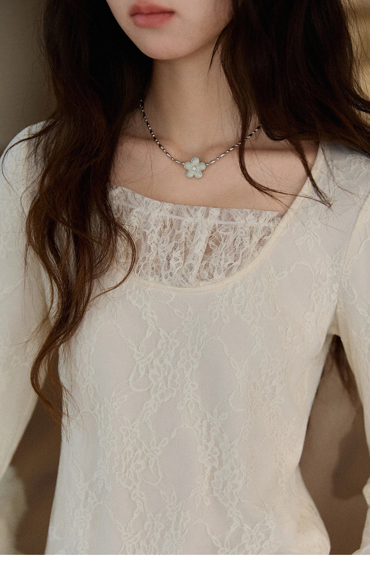 MISHOW Women Long Sleeve Tees 2025 Autumn Winter Elegant Beige Lace Patchwork Top Women Large U-neck Slim Fit Top MXE91X2514