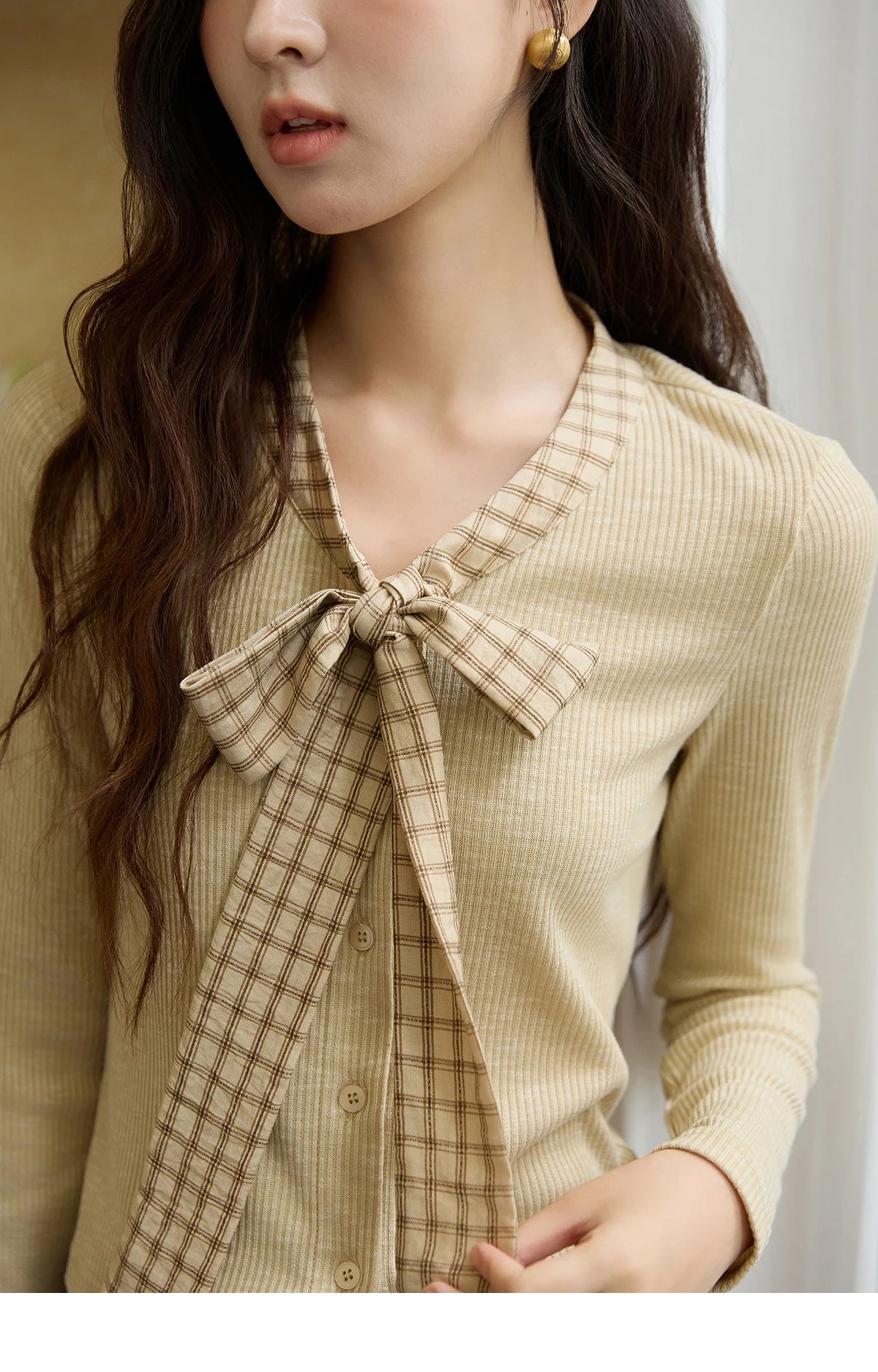 MISHOW Yellow Cardigan Women 2025 Autumn Vintage Plaid Bowknot V-neck Long-sleeve Knitted Top Commute Slim Sweater MXE16Z1168