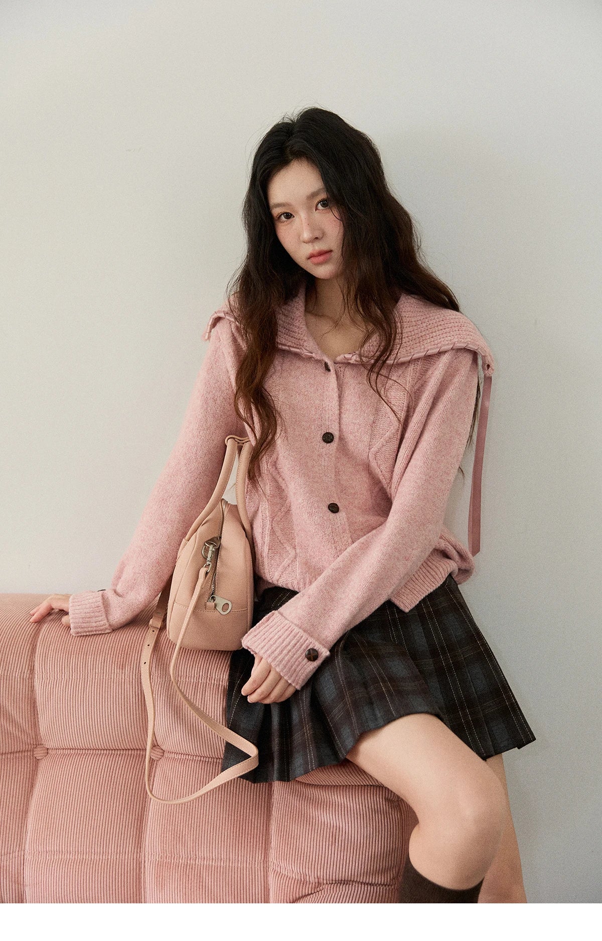 MISHOW Elegant Cardigan Women 2025 Fashion Large Turn-down Collar Long Sleeves Knit Cardigan Loose Autumn Cardigan MXE89Z2636